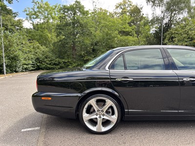 Lot 6 - 2009 Jaguar XJ 3.0 V6 Final Edition