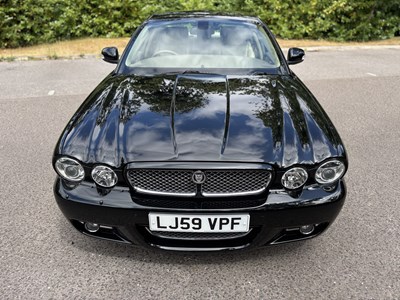 Lot 6 - 2009 Jaguar XJ 3.0 V6 Final Edition
