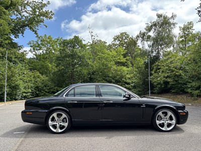 Lot 6 - 2009 Jaguar XJ 3.0 V6 Final Edition