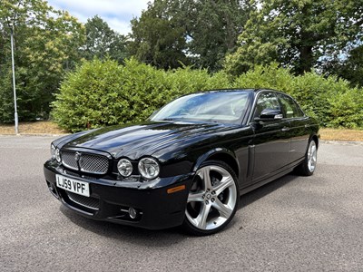 Lot 6 - 2009 Jaguar XJ 3.0 V6 Final Edition