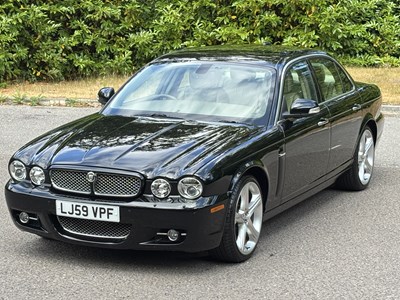 Lot 6 - 2009 Jaguar XJ 3.0 V6 Final Edition