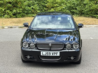 Lot 6 - 2009 Jaguar XJ 3.0 V6 Final Edition