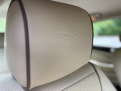 Lot 6 - 2009 Jaguar XJ 3.0 V6 Final Edition
