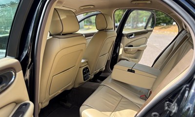 Lot 6 - 2009 Jaguar XJ 3.0 V6 Final Edition