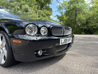 Lot 6 - 2009 Jaguar XJ 3.0 V6 Final Edition