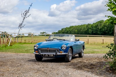 Lot 1973 MGB Roadster