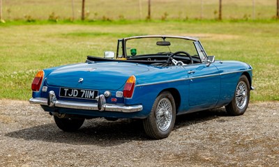 Lot 1973 MGB Roadster