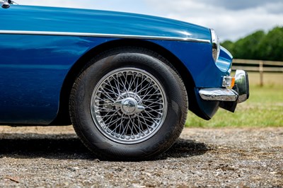 Lot 1973 MGB Roadster