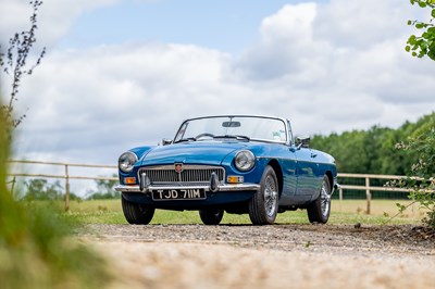 Lot 1973 MGB Roadster