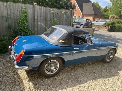 Lot 1973 MGB Roadster