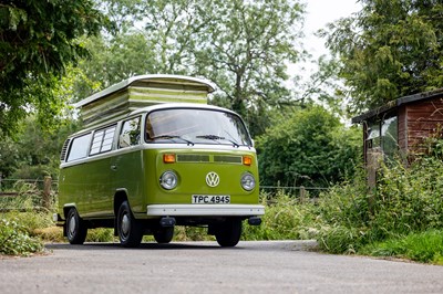 Lot 1977 Volkswagen Camper