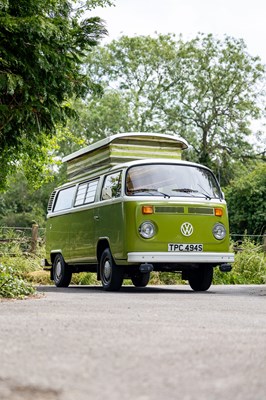 Lot 1977 Volkswagen Camper