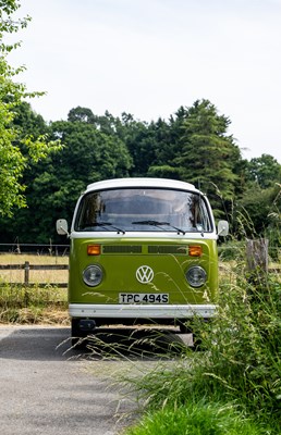 Lot 1977 Volkswagen Camper