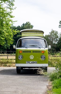 Lot 1977 Volkswagen Camper