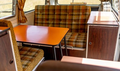 Lot 1977 Volkswagen Camper