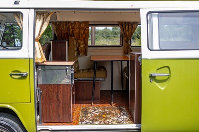 Lot 1977 Volkswagen Camper