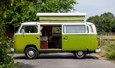 Lot 1977 Volkswagen Camper