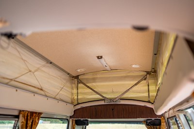 Lot 1977 Volkswagen Camper