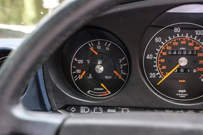 Lot 1989 Mercedes-Benz 300 SL
