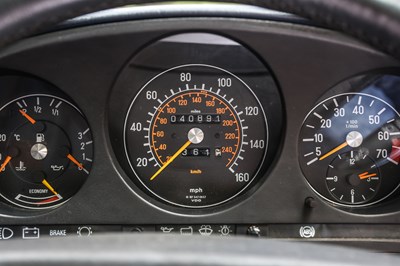 Lot 1989 Mercedes-Benz 300 SL