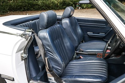Lot 1989 Mercedes-Benz 300 SL