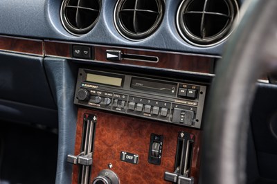 Lot 1989 Mercedes-Benz 300 SL