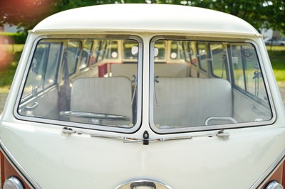 Lot 1964 Volkswagen Type 2 Split Screen Deluxe Kombi 15 window