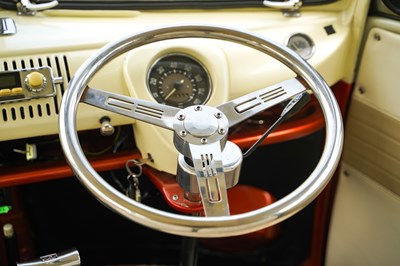 Lot 1964 Volkswagen Type 2 Split Screen Deluxe Kombi 15 window