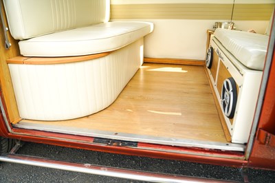 Lot 1964 Volkswagen Type 2 Split Screen Deluxe Kombi 15 window