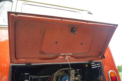Lot 1964 Volkswagen Type 2 Split Screen Deluxe Kombi 15 window