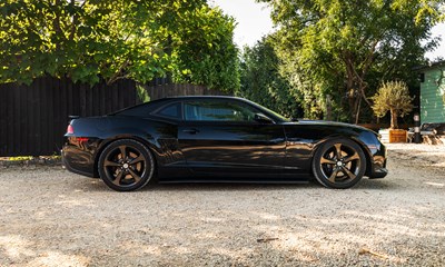Lot 2015 Chevrolet Camaro SS