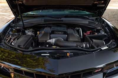 Lot 2015 Chevrolet Camaro SS