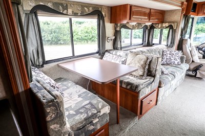 Lot 169 - 2008 Coachmen Mirada 350 DS