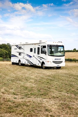 Lot 169 - 2008 Coachmen Mirada 350 DS