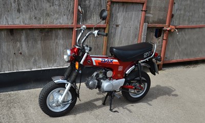 Lot 1988 Honda Dax 50