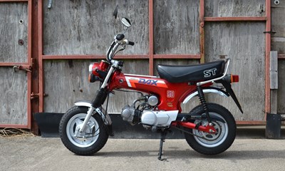 Lot 1988 Honda Dax 50