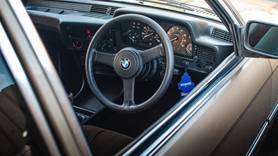 Lot 273 - 1982 BMW 320