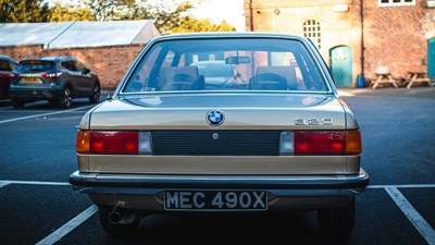 Lot 273 - 1982 BMW 320
