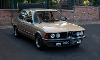 Lot 1982 BMW 320