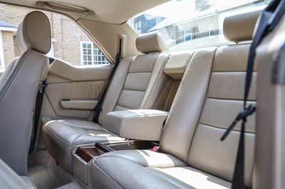Lot 1995 Mercedes-Benz E320 Coupé