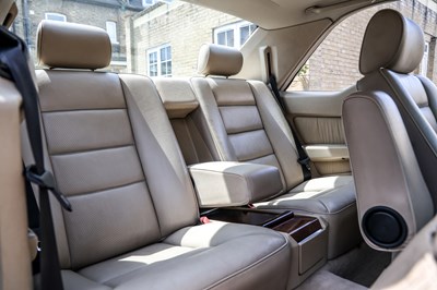 Lot 1995 Mercedes-Benz E320 Coupé