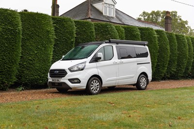 Lot 2020 Ford Custom Camper
