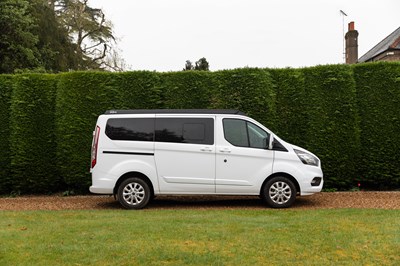 Lot 2020 Ford Custom Camper