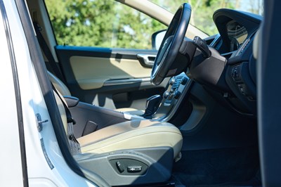 Lot 277 - 2013 Volvo XC60 T5 SE
