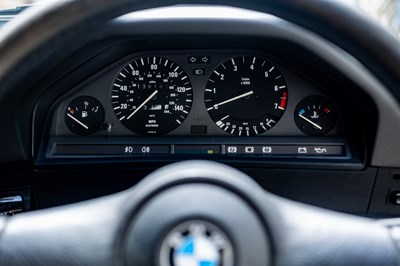 Lot 1990 BMW 320i Cabriolet