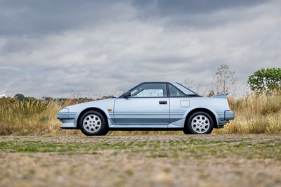 Lot 122 - 1989 Toyota MR2