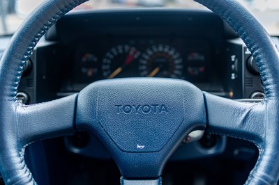 Lot 122 - 1989 Toyota MR2