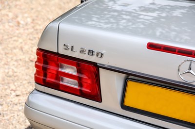 Lot 281 - 2000 Mercedes-Benz 280 SL