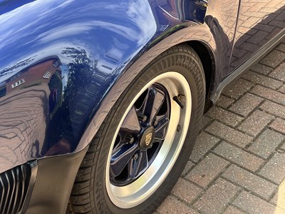 Lot 1972 Porsche 911
