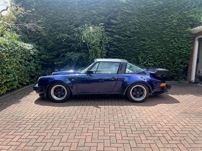 Lot 1972 Porsche 911